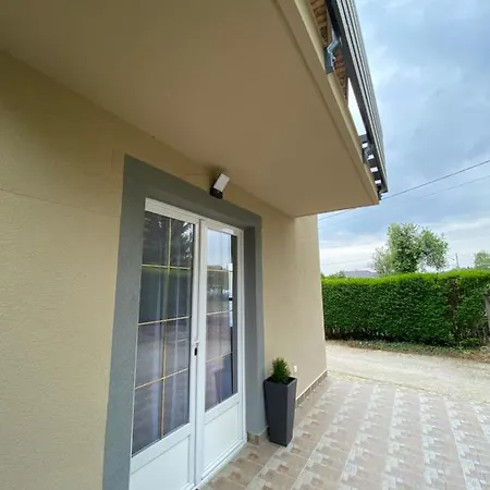 Homestay Silence Apartmanhaz