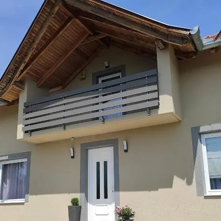 Homestay Silence Apartmanhaz