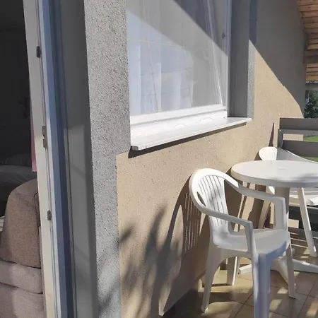 Homestay Silence Apartmanhaz Zalakaros