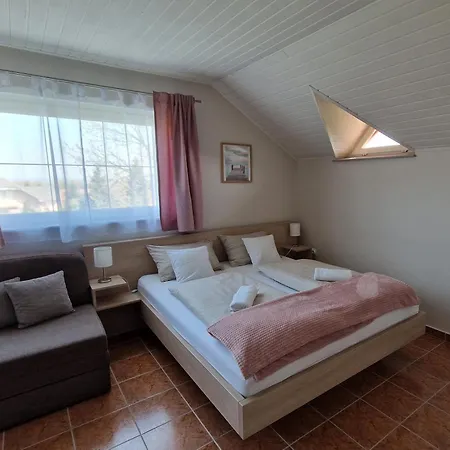 Silence Apartmanhaz *