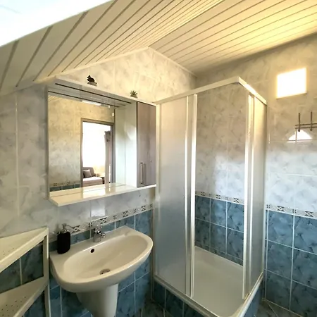 Rum i privatbostad Silence Apartmanhaz *