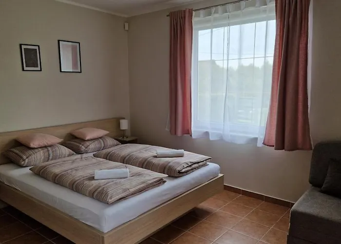 Silence Apartmanhaz Privatunterkunft Zalakaros