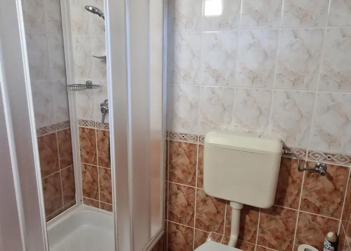 Silence Apartmanhaz Privatunterkunft