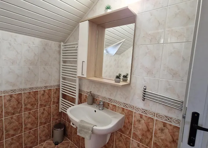 Privatunterkunft Silence Apartmanhaz *