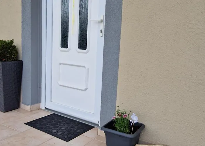 בית אירוח Silence Apartmanhaz *